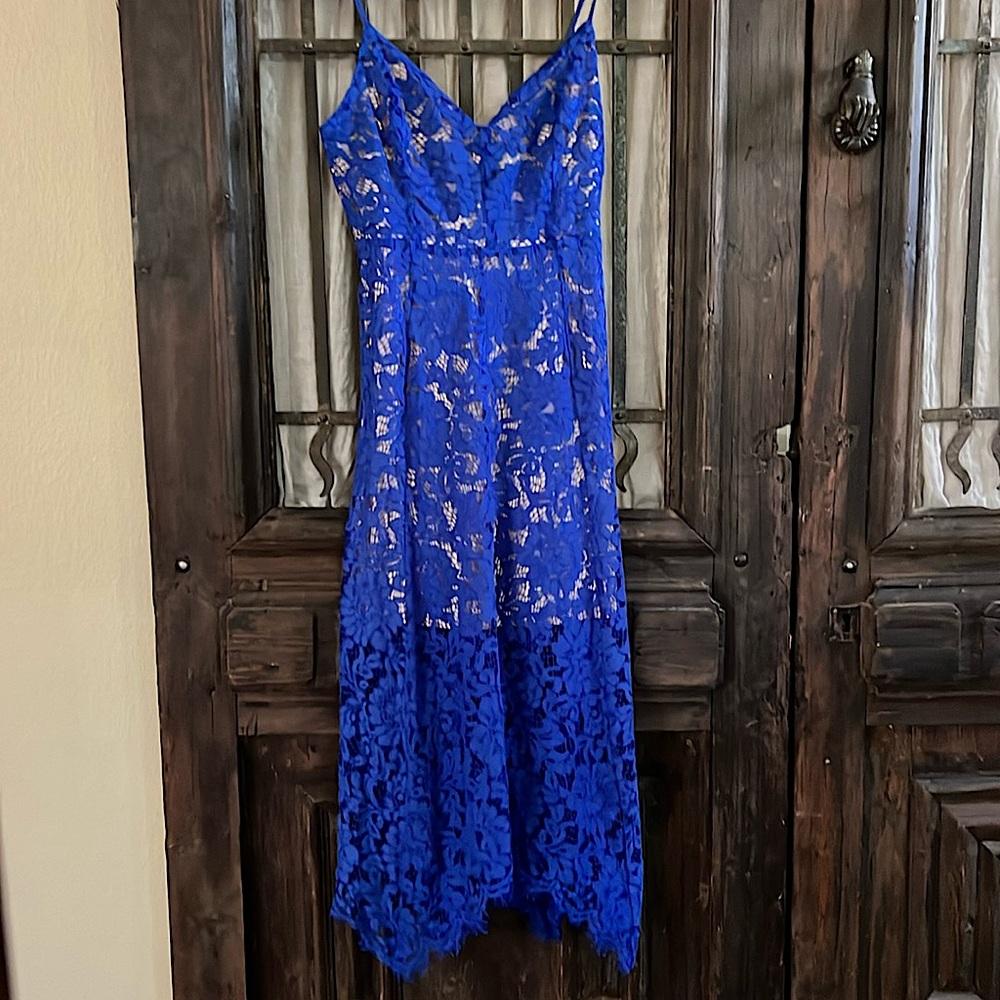 NWT Lulus lace dress